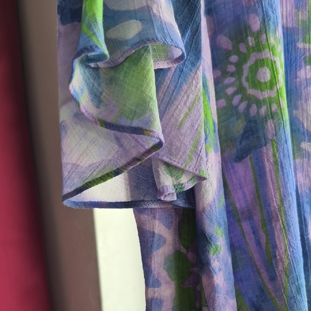 Red Coral Light 2-Tiered Floral Blouse - Blue,  Green and Lilac (C12) - Picture 6 of 7